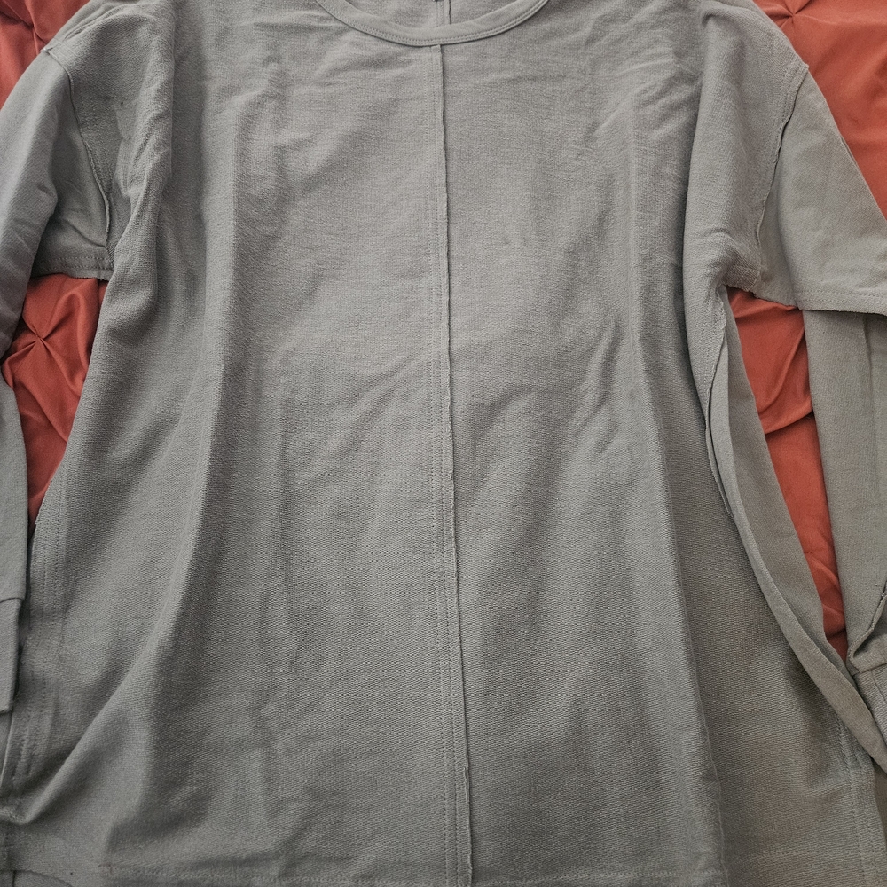 Green Long Sleeve Women's Top